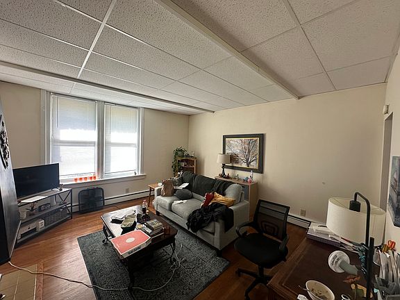 3rd image of 2812 Jefferson Ave APT 3