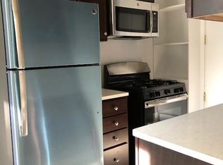 2621 N Spaulding Ave #B, Chicago, IL 60647