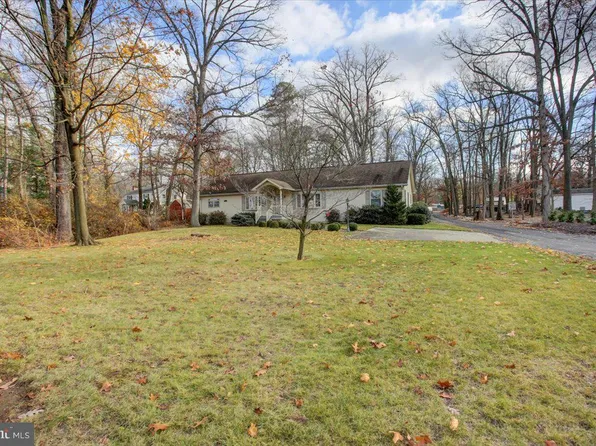 3338 White Church Rd, Chambersburg, PA 17202