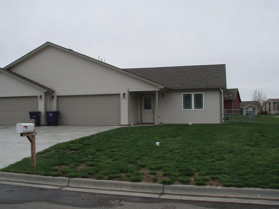 1st image of 523 Stonemont Dr