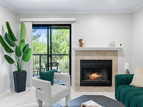 4th image of 25541 Indian Hill Ln Unit P