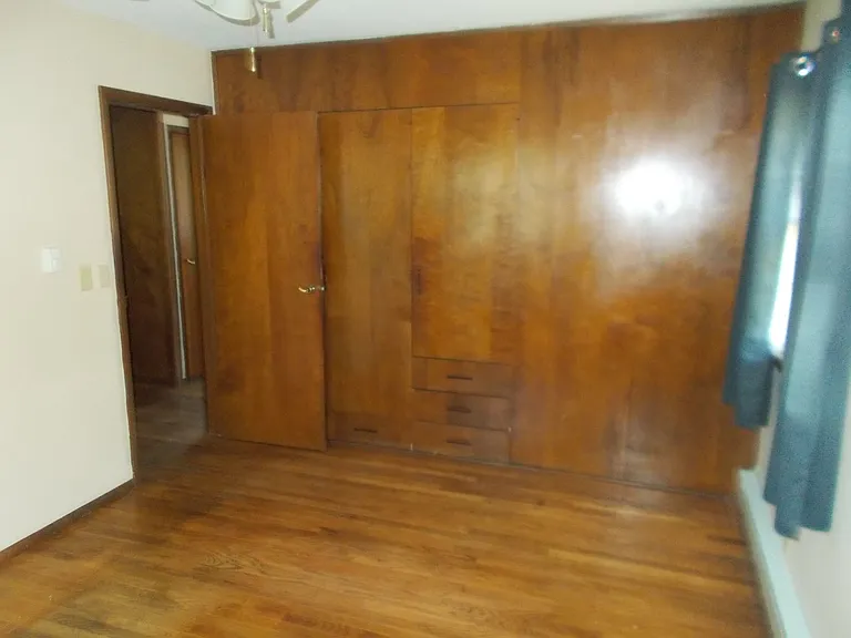 312 Hazelwood Ln — Photo 11