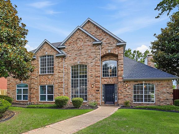 2nd image of 2924 Chalfont Ln