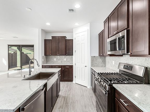 2nd image of 9550 E Spiral Ave
