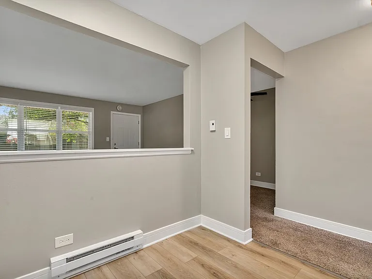 Iron Gate Apartments — Photo 36