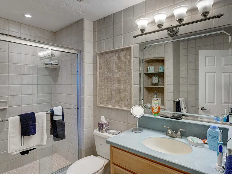 840 Ocean Dr #Penthouse C — Photo 15