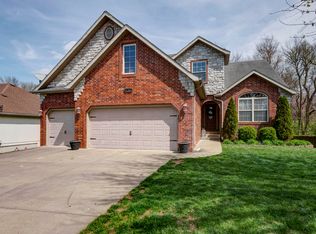 5472 S Michigan Ave, Springfield, MO 65810