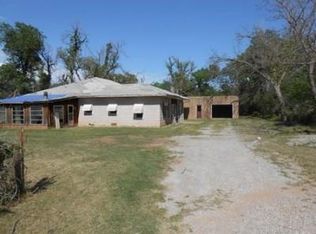 1498 SW Airport Rd, Cache, OK 73527