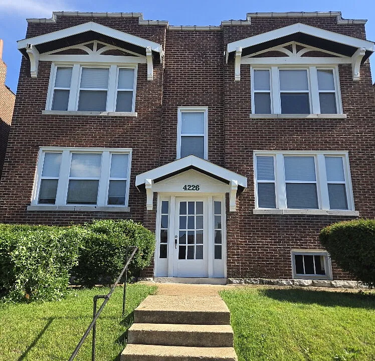 4226 Dewey Ave #2N