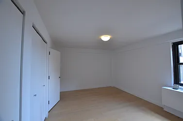 Rented by Manhattan Realty Group