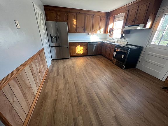 3rd image of 2241 Brightmoor Ct