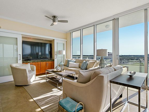 3rd image of 2060 Beach Blvd