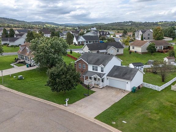 2nd image of 254 Rayann Ln