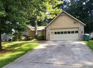 5283 Biffle Downs Rd, Stone Mountain, GA 30088