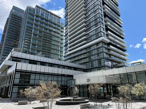 251 Manitoba St, Toronto, ON