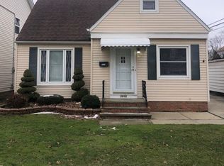 5918 Edgewood Rd, Mayfield Heights, OH 44124