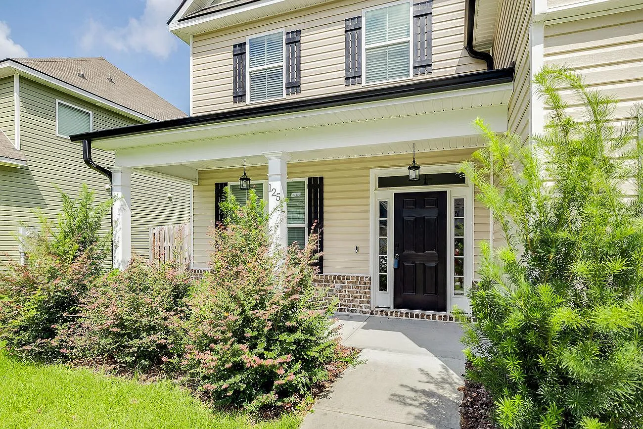 125 Sams Dr — Photo 4
