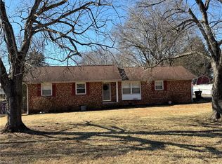 110 Renola Dr, Archdale, NC 27263