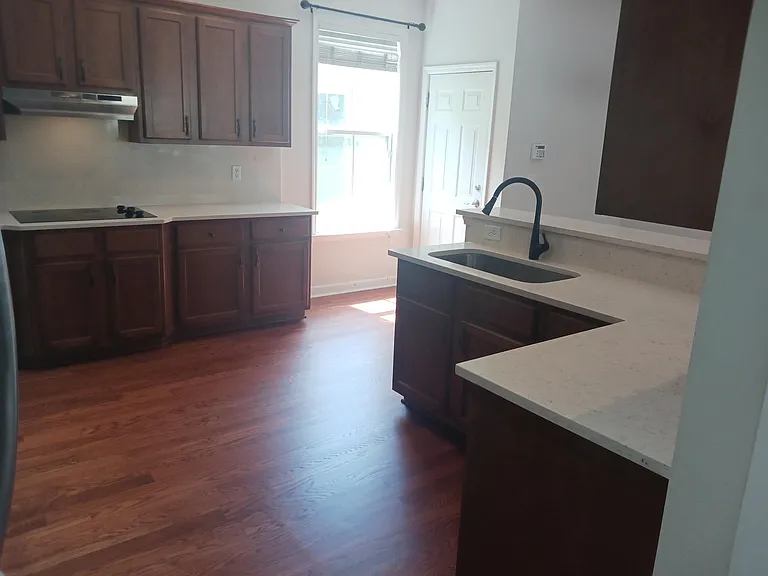 3040 Treadwell St — Photo 10