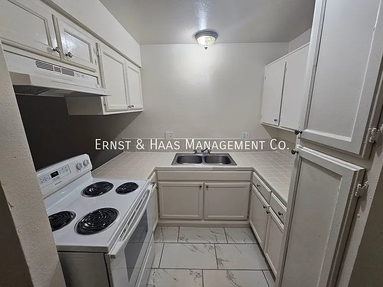 3370 E Andy St #4 — Photo 6