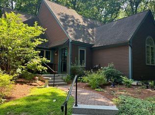 17 Bradley Ln, Westford, MA 01886
