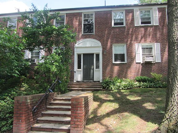 2nd image of 349 Bloomfield Ave #39