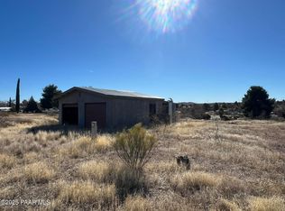 495 E Trails End Rd, Mayer, AZ 86333