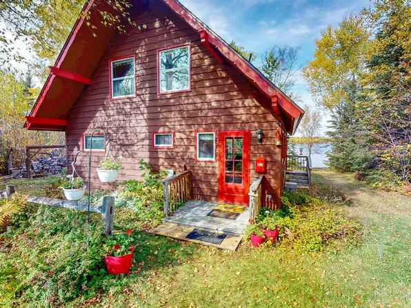 16 Nickolay Ln, Grand Marais, MN 55604
