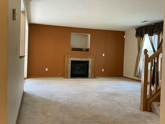 3rd image of 3631 Parker Knoll Ln