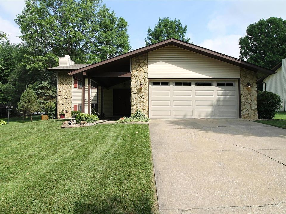 1st image of 68 S Meadow Ln