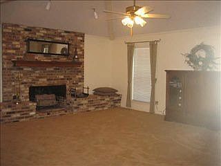 2nd image of 902 Thistle Green Ln