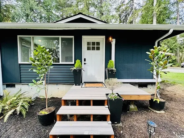 8306 94th St NW, Gig Harbor, WA