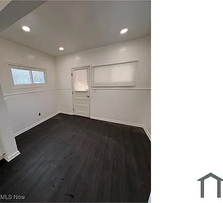 3308 E 137th St — Photo 5