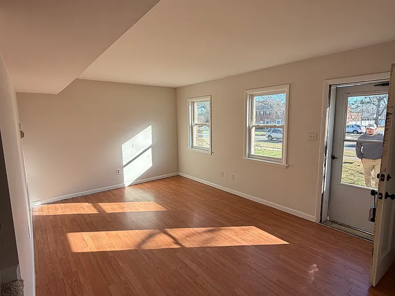 3628 Meadowdale Blvd — Photo 4