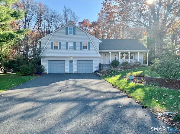 121 Rockledge Dr, South Windsor, CT 06074