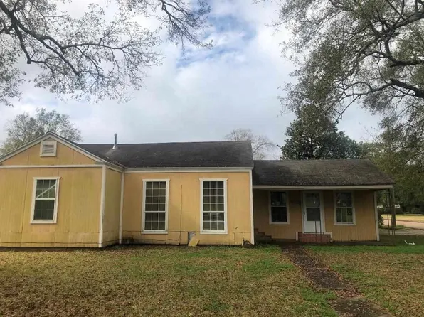 1211 17th St, Orange, TX 77630
