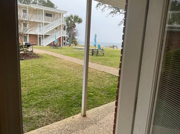 710 Scenic Hwy APT 103, Pensacola, FL 32503