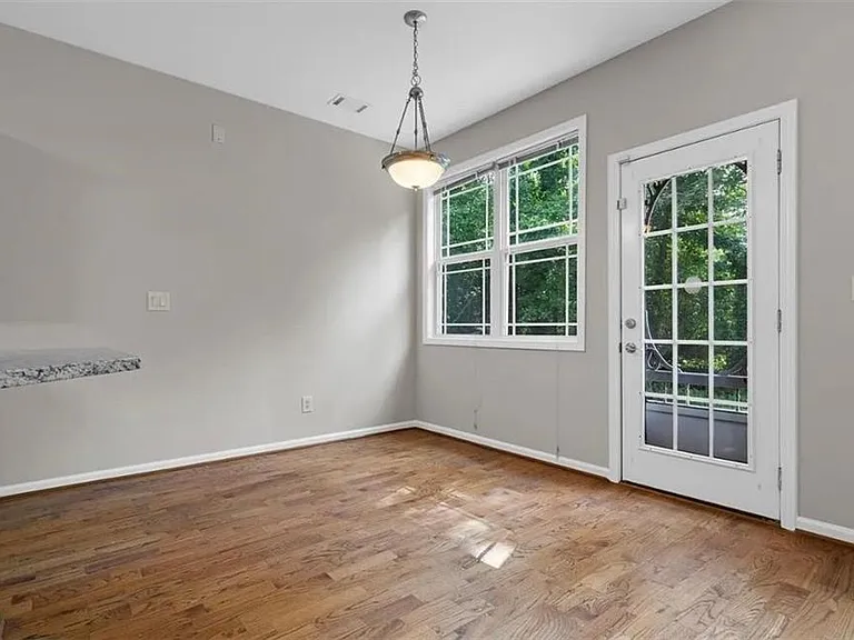 3516 Lori Ln — Photo 32