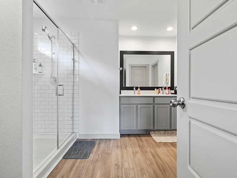 302 Dusty Bridle Ln — Photo 10