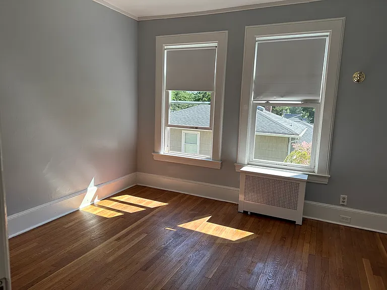 336 Cedar Ave #B — Photo 9
