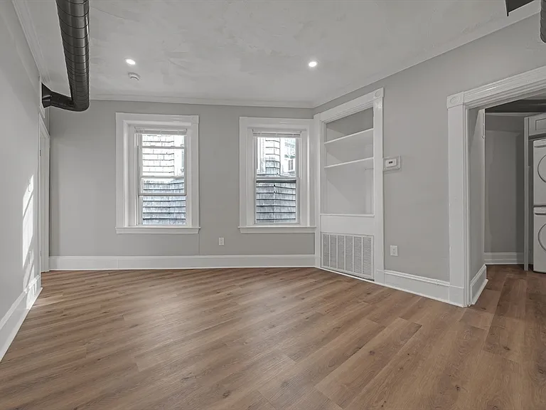 858 Huntington Ave #3 — Photo 5