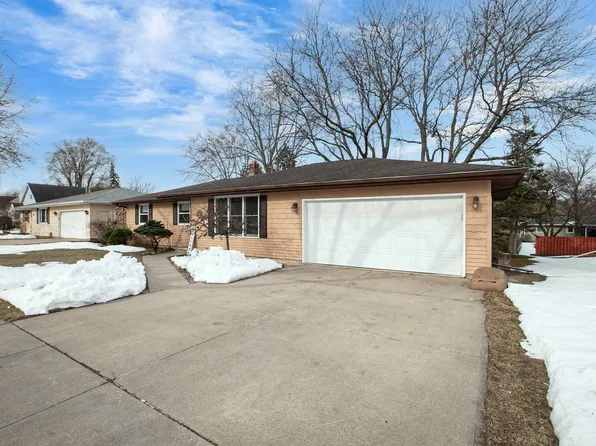 715 Sheridan St, Kaukauna, WI 54130