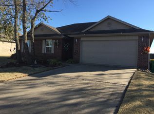 2711 Crabapple Ave, Springdale, AR 72764