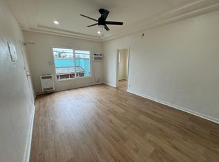215 N Rampart Blvd #1, Los Angeles, CA 90026