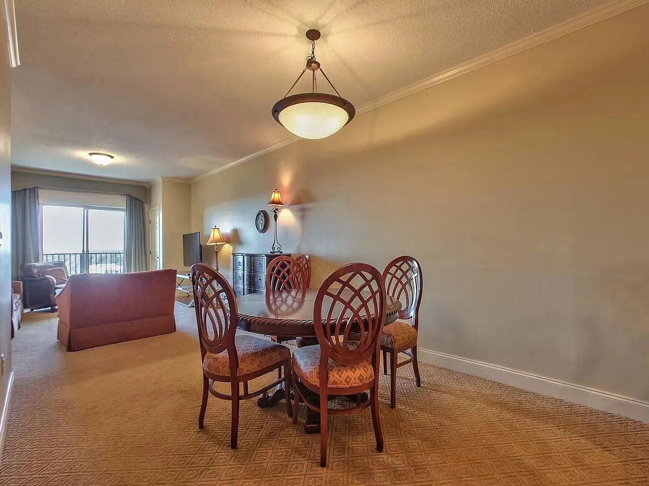 2 bed, 1112 sqft, $2,595 — Photo 4