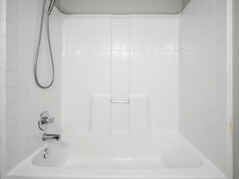 619 Greyshire Dr — Photo 39