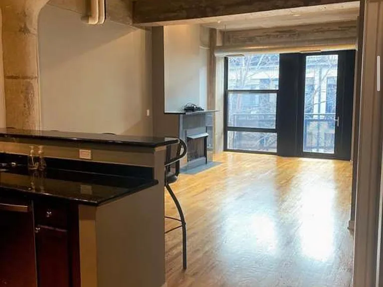 1111 W 14th Pl #312 — Photo 3