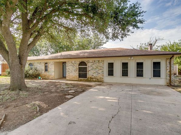 733 Meadowlark Cir