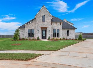 573 Corinth Cir, Bossier City, LA 71111