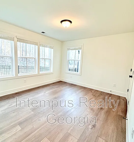 102 Pinecone Pkwy — Photo 20